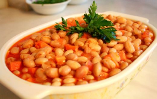 Zeytinyağlı Barbunya Yemeği Tarifi ve Malzemeleri